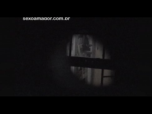 ❤️ Szőke lányt titokban videóra vette a környékbeli kukkoló, aki üreges téglák mögé rejtőzött ❌ Szex videó at hu.sexera.ru